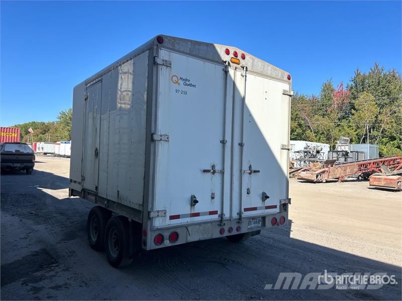  JL Leclerc 13 ft T/A Enclosed Trailer Прицепы-фургоны