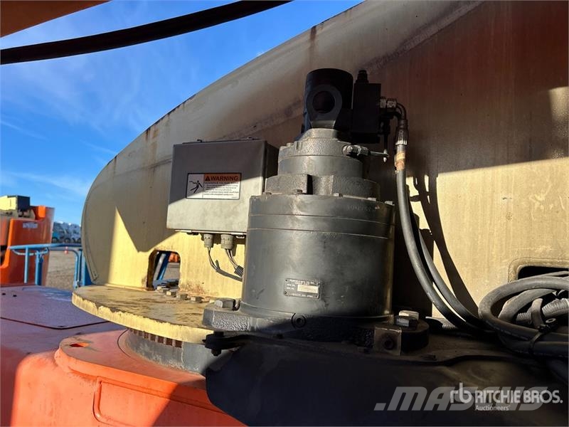 JLG 1200SJP 4WD Diesel Telescopic Boom Lift Nacelles télescopiques