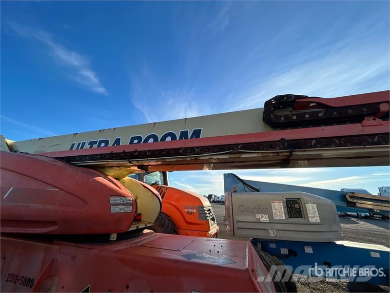 JLG 1200SJP 4WD Diesel Telescopic Boom Lift Nacelles télescopiques