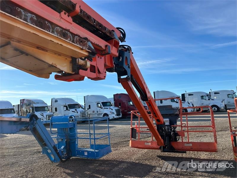 JLG 1200SJP 4WD Diesel Telescopic Boom Lift Nacelles télescopiques