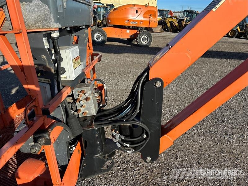 JLG 1200SJP 4WD Diesel Telescopic Boom Lift Nacelles télescopiques