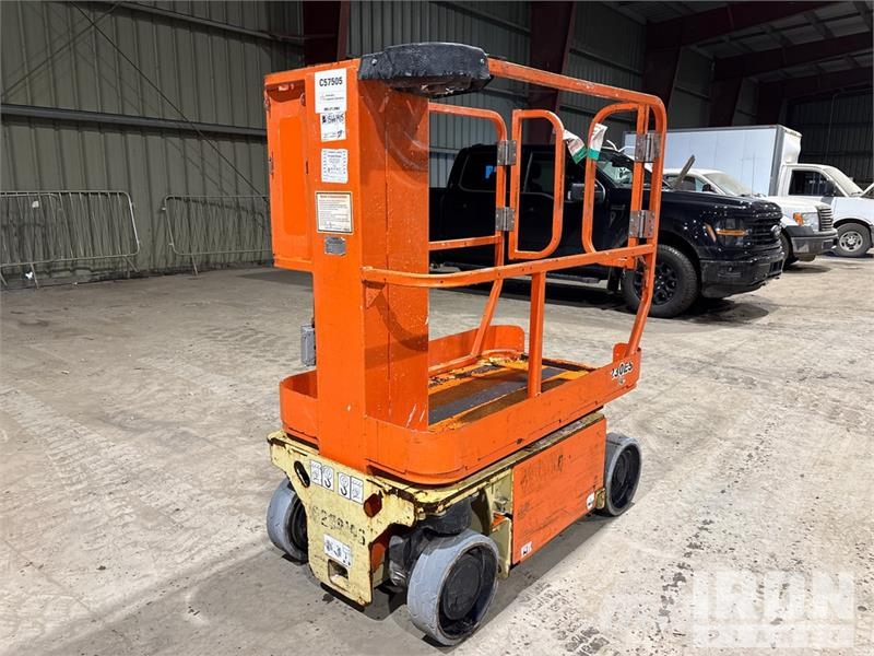 JLG 1230ES Vertical Mast Lift Personenaufzüge