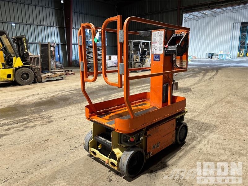 JLG 1230ES Vertical Mast Lift Personenaufzüge