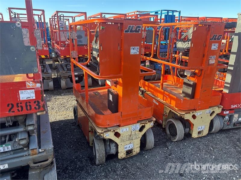 JLG 1230ES Vertical Mast Lift Vertical mast lifts