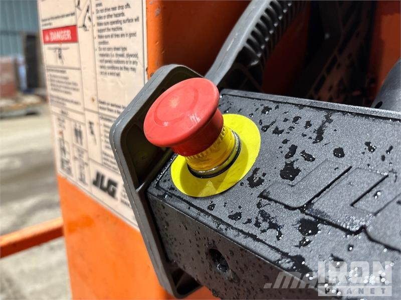 JLG 1230ES Vertical Mast Lift Personhissar och andra hissar