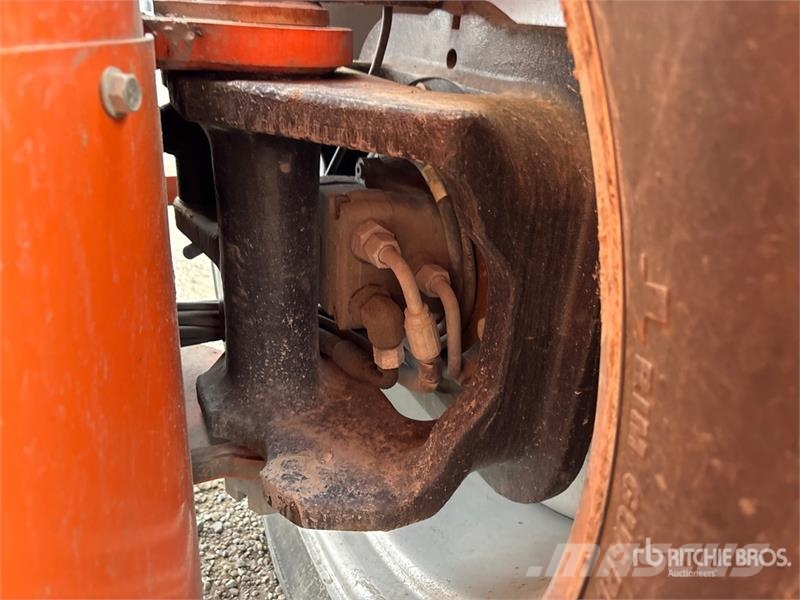 JLG 1250AJP 4WD Diesel Articulating Boom Lift رافعات سلة مفصلية