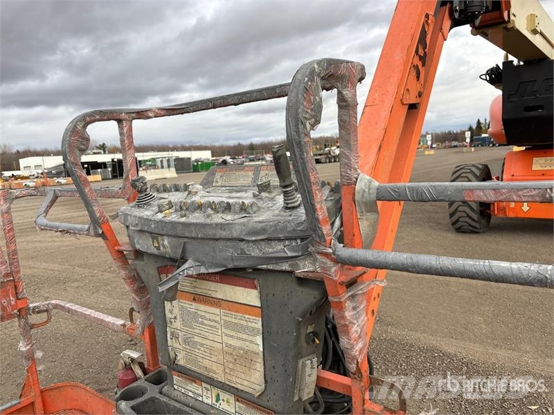 JLG 1250AJP 4WD Diesel Articulating Boom Lift رافعات سلة مفصلية