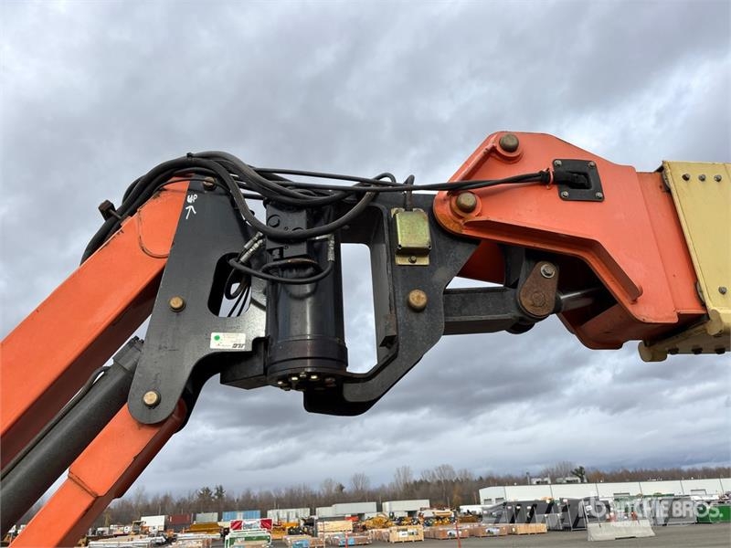 JLG 1250AJP 4WD Diesel Articulating Boom Lift رافعات سلة مفصلية