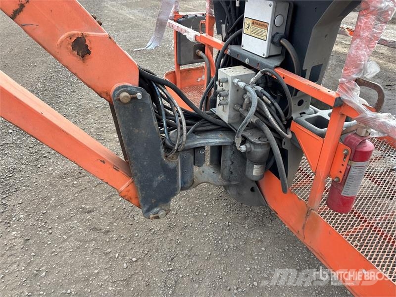 JLG 1250AJP 4WD Diesel Articulating Boom Lift رافعات سلة مفصلية