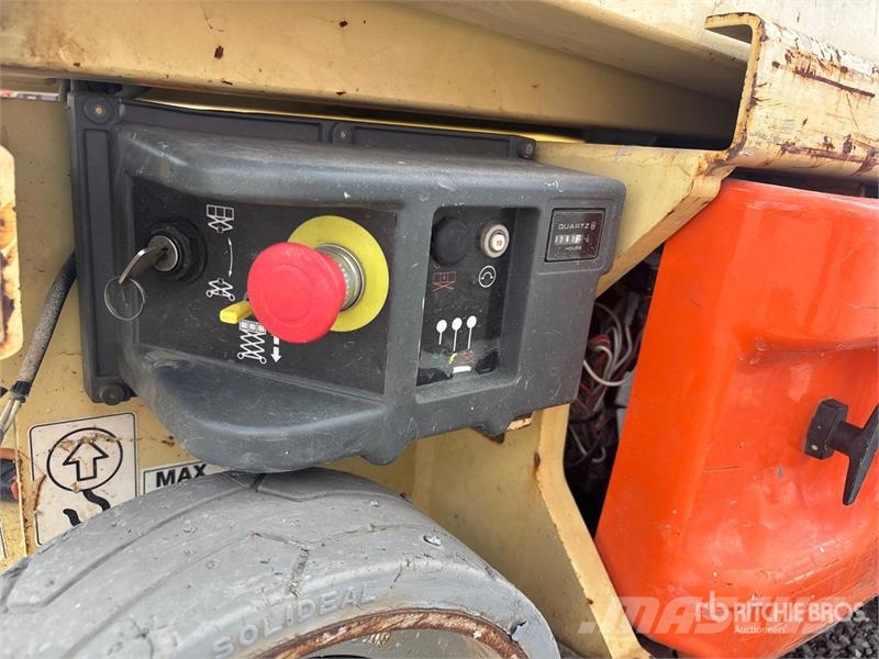 JLG 1930 ES Electric Scissor Lift 剪叉式升降机
