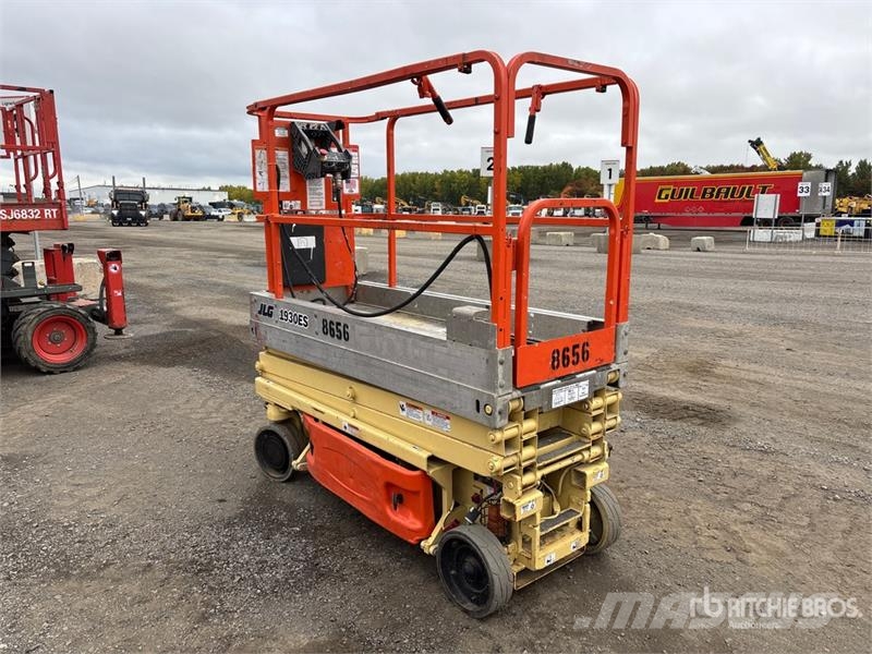 JLG 1930 ES Electric Scissor Lift (Inoperable) Ножничные подъемники