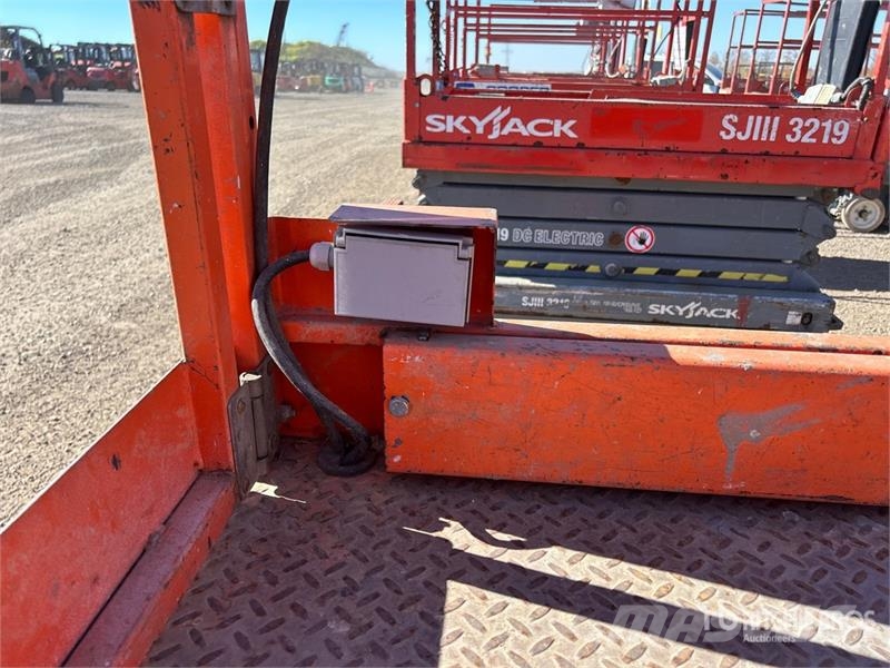 JLG 1930 ES Electric Scissor Lift Šķerveida pacēlāji
