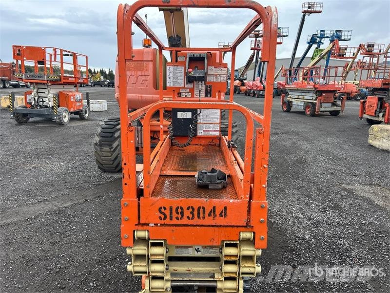 JLG 1930ES Electric Scissor Lift رافعات مقصية الشكل