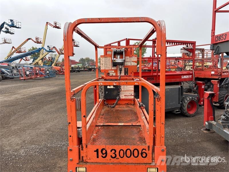 JLG 1930ES Electric Scissor Lift Saksilavat
