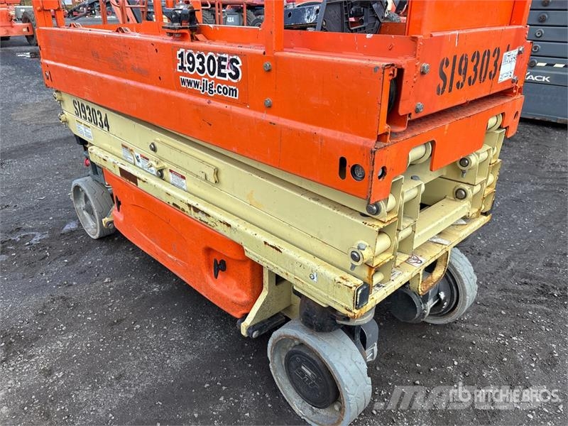 JLG 1930ES Electric Scissor Lift رافعات مقصية الشكل