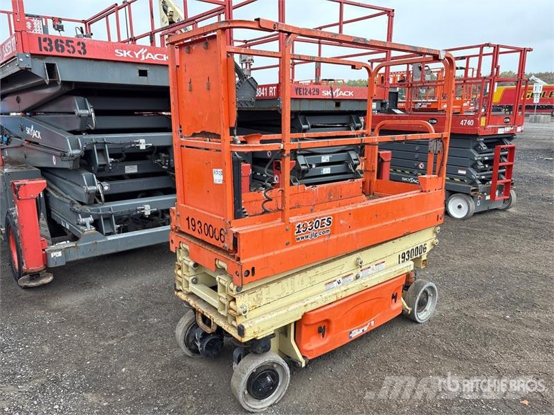 JLG 1930ES Electric Scissor Lift Saksilavat