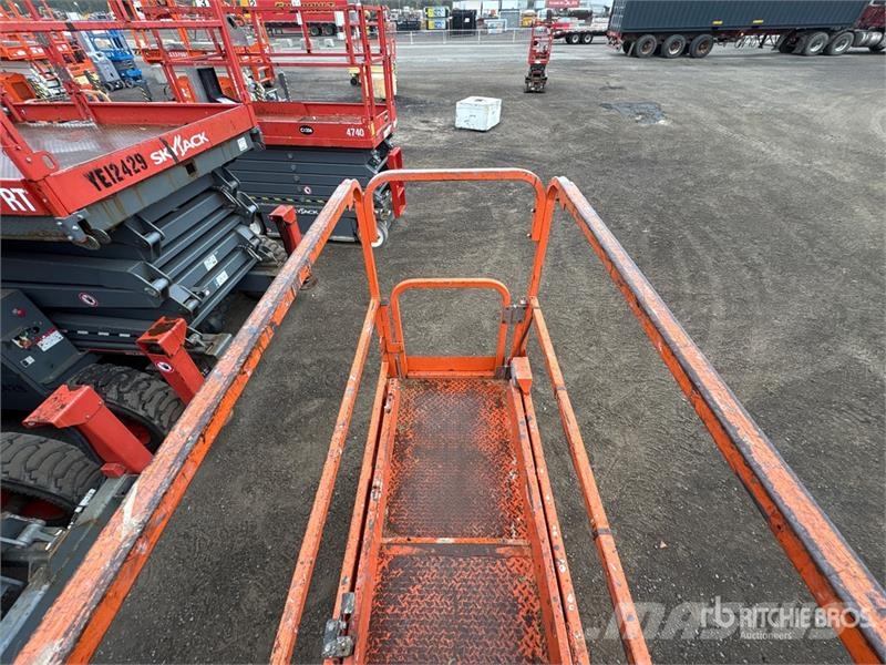 JLG 1930ES Electric Scissor Lift Saksilavat