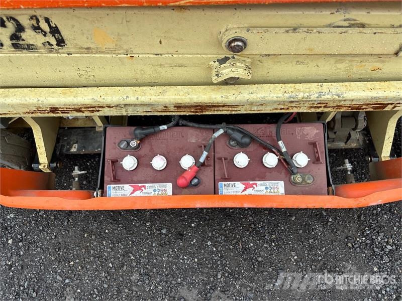 JLG 1930ES Electric Scissor Lift رافعات مقصية الشكل