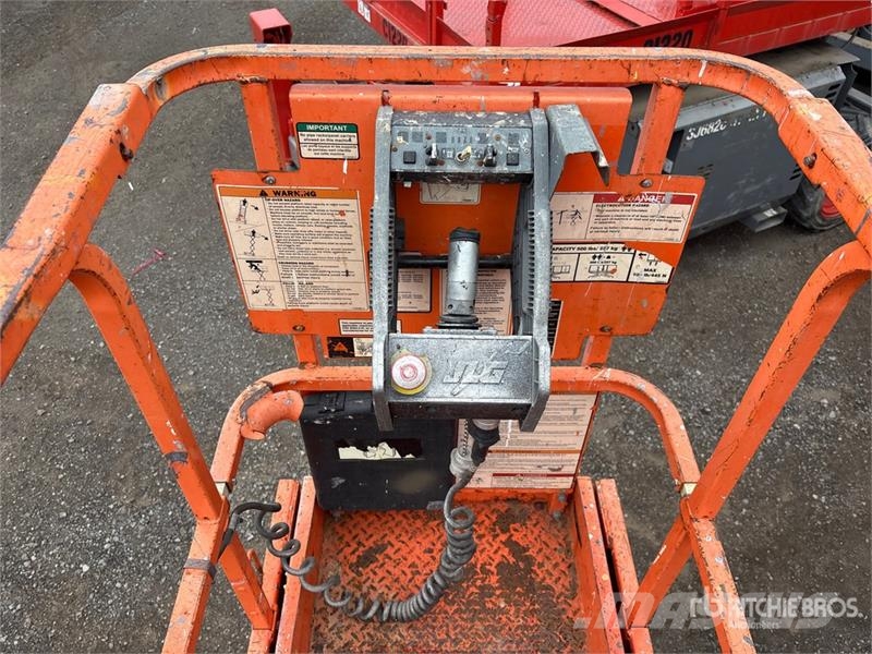 JLG 1930ES Electric Scissor Lift Saksilavat