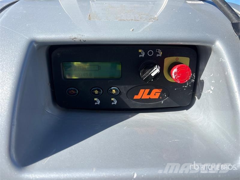 JLG 20MVL Vertical Mast Lift Vertical mast lifts