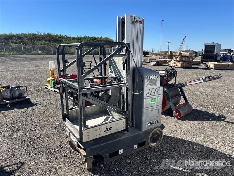 JLG 20MVL Vertical Mast Lift 垂直昇降型リフト