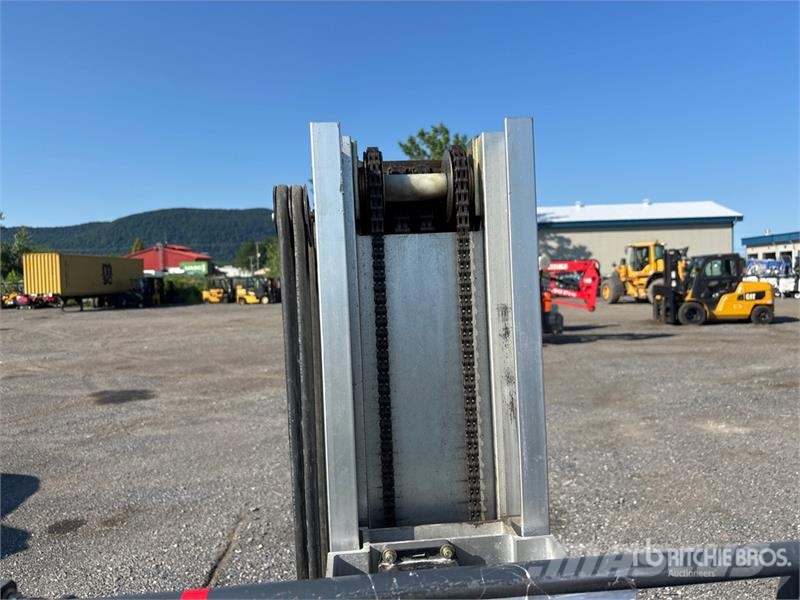 JLG 20MVL Vertical Mast Lift 垂直升降工作台