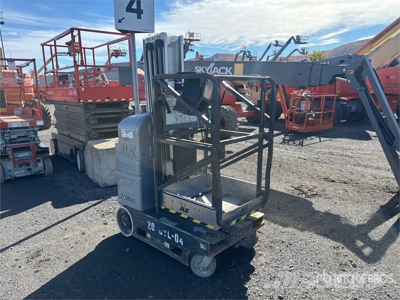 JLG 20MVL Vertical Mast Lift Vertical mast lifts