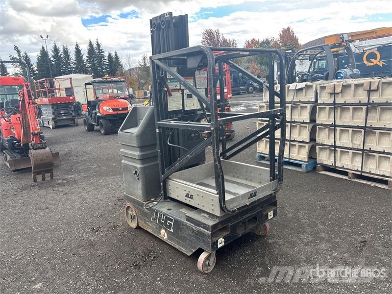 JLG 20VP Vertical Mast Lift Plataformas con jaula de elevación