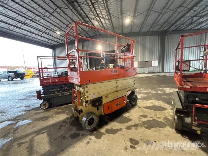 JLG 2632ES Electric Scissor Lift رافعات مقصية الشكل