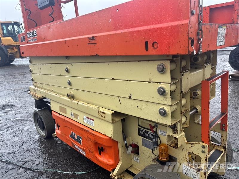 JLG 2632ES Electric Scissor Lift Elevadores de tesoura