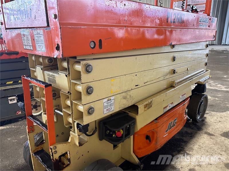 JLG 2632ES Electric Scissor Lift رافعات مقصية الشكل