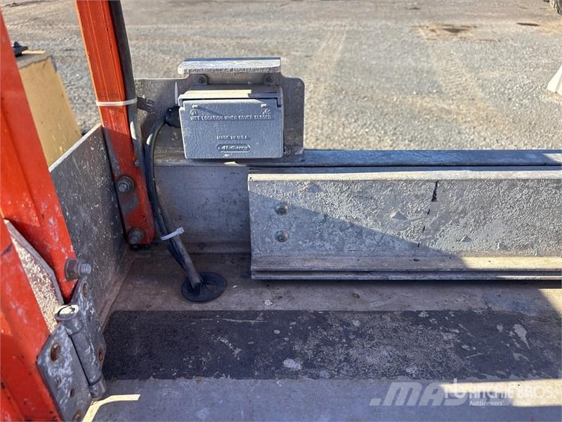 JLG 3246ES Electric Scissor Lift Šķerveida pacēlāji
