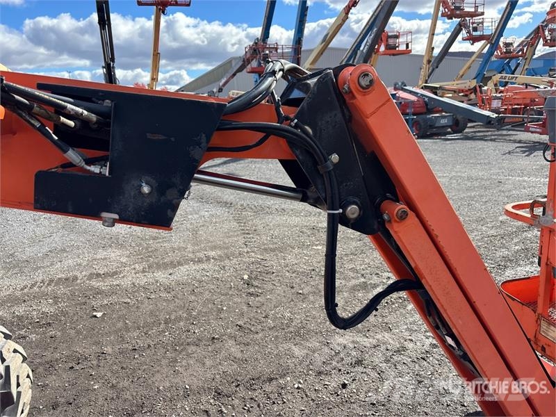 JLG 340AJ 4WD LPG Articulating Boom Lift رافعات سلة مفصلية