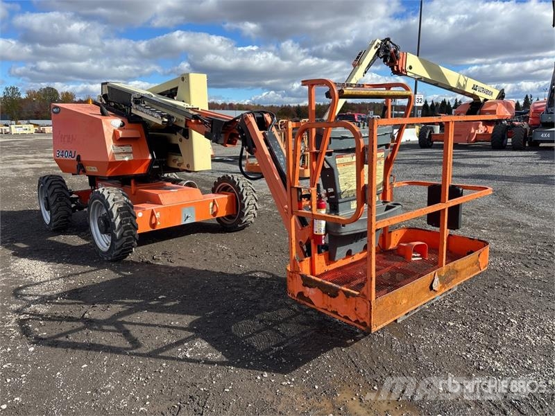 JLG 340AJ 4WD LPG Articulating Boom Lift رافعات سلة مفصلية