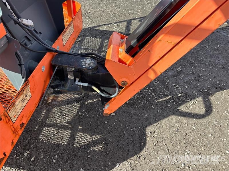 JLG 340AJ 4WD LPG Articulating Boom Lift رافعات سلة مفصلية