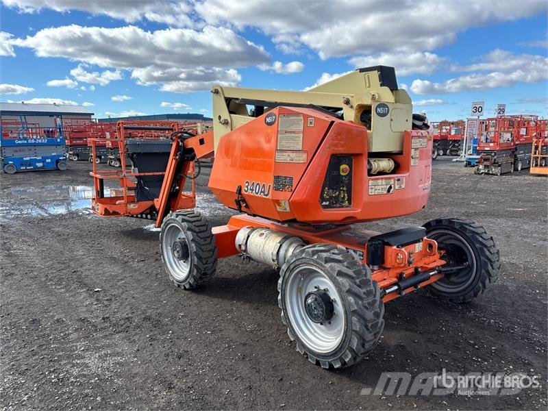 JLG 340AJ 4WD LPG Articulating Boom Lift رافعات سلة مفصلية