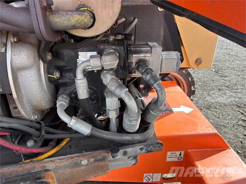 JLG 340AJ 4WD LPG Articulating Boom Lift رافعات سلة مفصلية