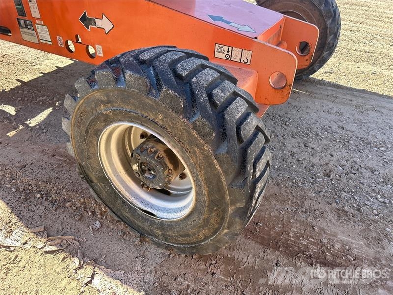 JLG 400S 4WD Diesel Telescopic Boom Lift رافعات سلة تلسكوبية