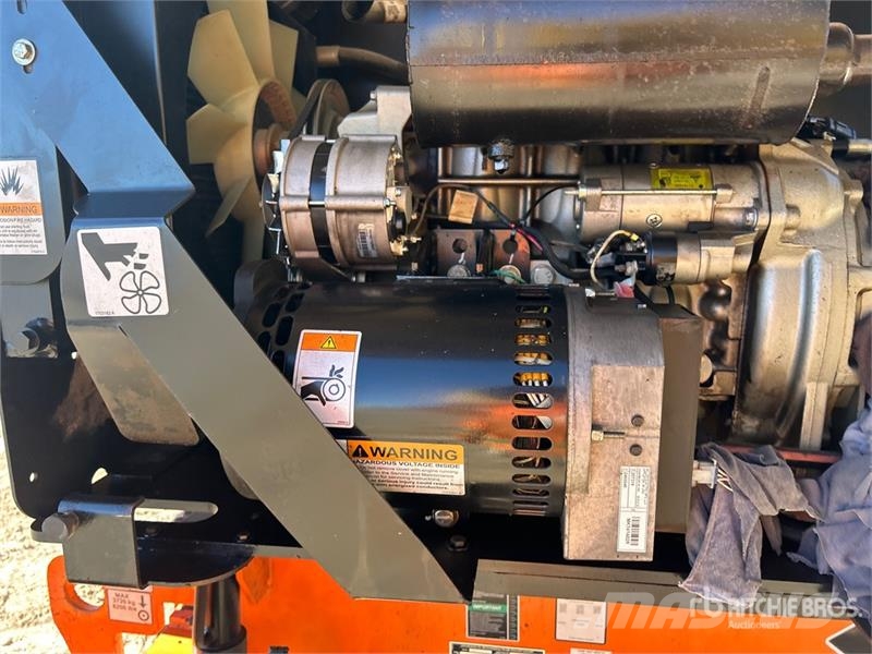 JLG 400S Telescopic Boom Lift رافعات سلة تلسكوبية