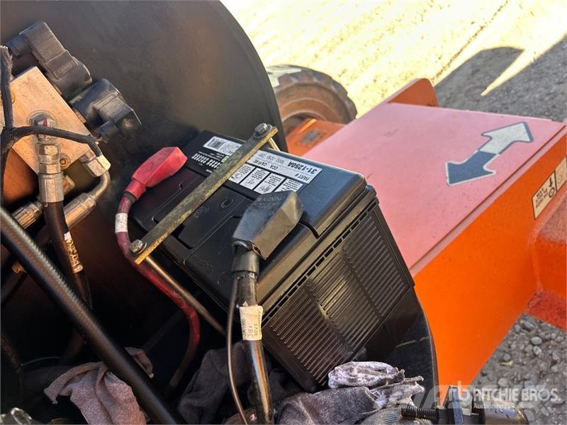 JLG 400S Telescopic Boom Lift رافعات سلة تلسكوبية