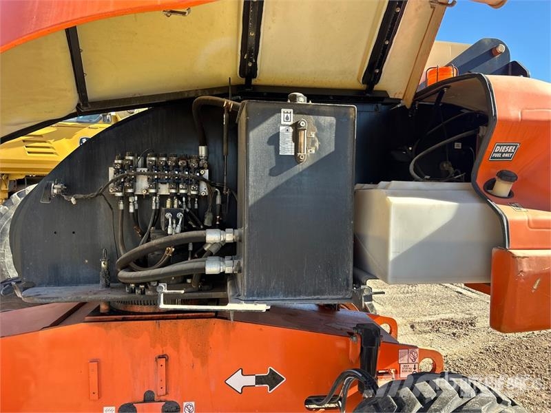 JLG 400S Telescopic Boom Lift رافعات سلة تلسكوبية