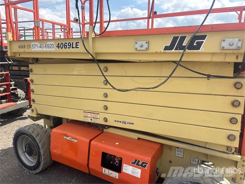 JLG 4069 LE Electric Scissor Lift 剪叉式升降机