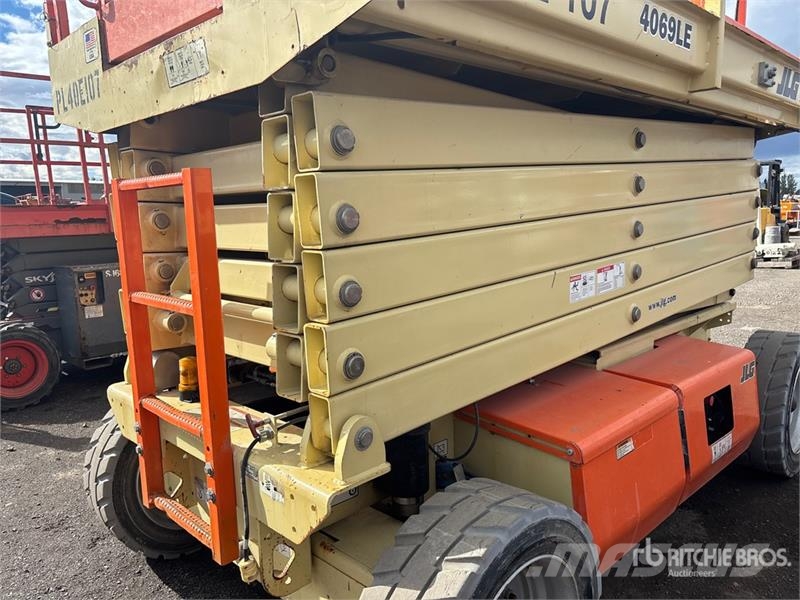 JLG 4069LE Electric Scissor Lift رافعات مقصية الشكل