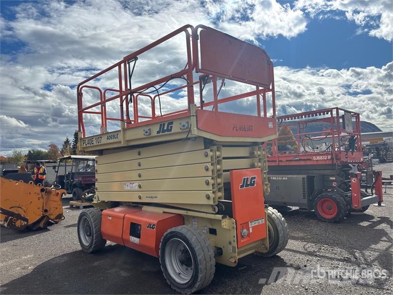 JLG 4069LE Electric Scissor Lift رافعات مقصية الشكل