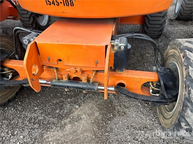 JLG 450 AJ Series II 관절형 전동이동 리프트