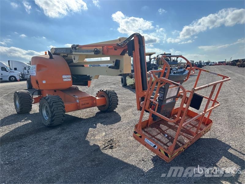 JLG 450 AJ Series II 관절형 전동이동 리프트