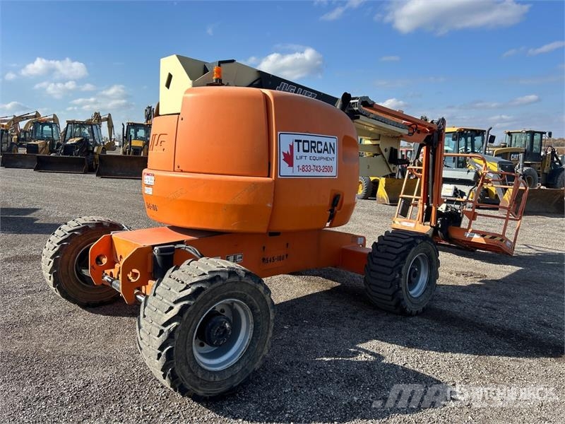 JLG 450 AJ Series II 관절형 전동이동 리프트