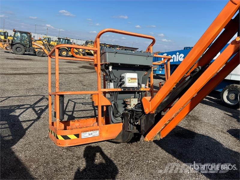 JLG 450 AJ Series II 관절형 전동이동 리프트