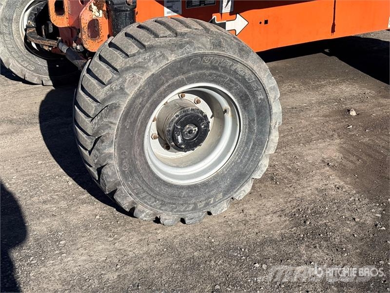 JLG 450AJ Series II 4WD Dual Fuel Articulating Boom Li Plataforma de trabajo articulada