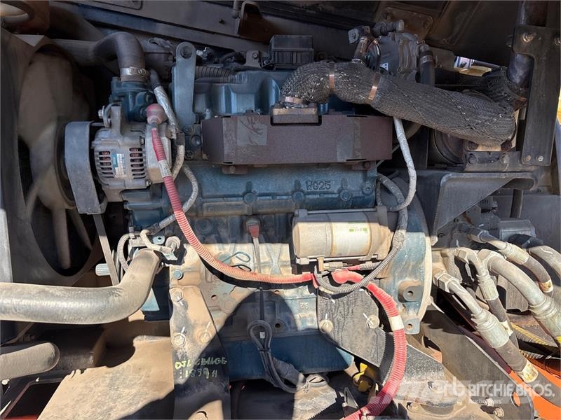 JLG 450AJ Series II 4WD Dual Fuel Articulating Boom Li Plataforma de trabajo articulada